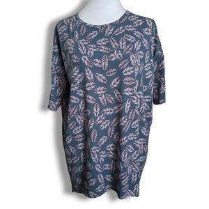 LuLaRoe Feather Print Irma - Size XXS